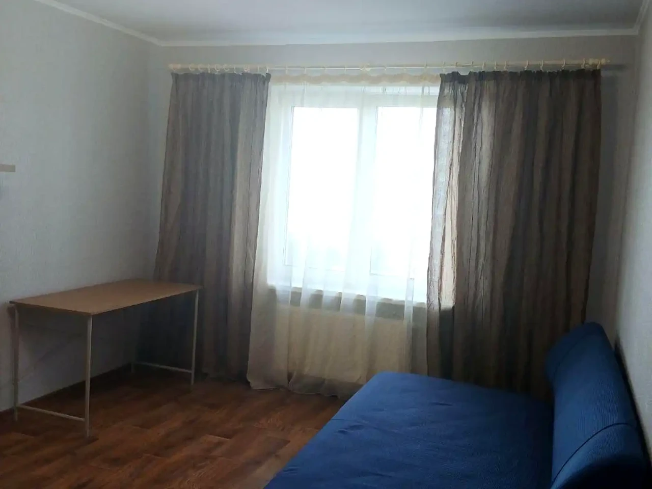 Оренда квартири 3-кімн. 94 м² 21/25 пов.