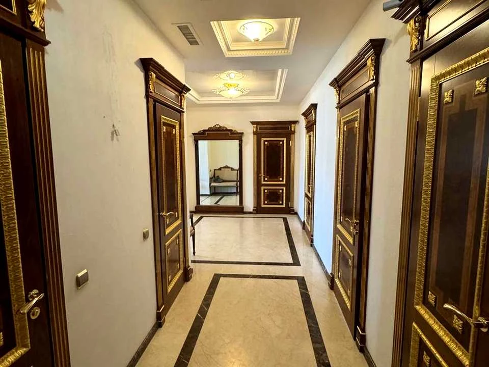 Квартира. Київ, Жилянська вул.