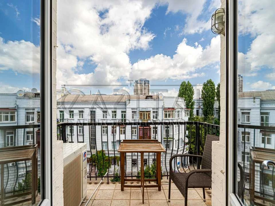 Квартира. Київ, Лютеранська вул.