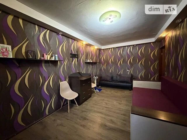 Продаж 2к квартири 45 кв. м на вул. Академіка Шалімова 18 •