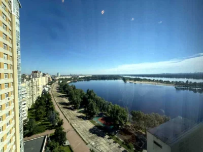 Квартира. Київ, Володимира Івасюка просп. (Героїв Сталінград