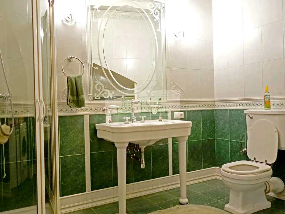 Квартира. Київ, Шота Руставелі вул.