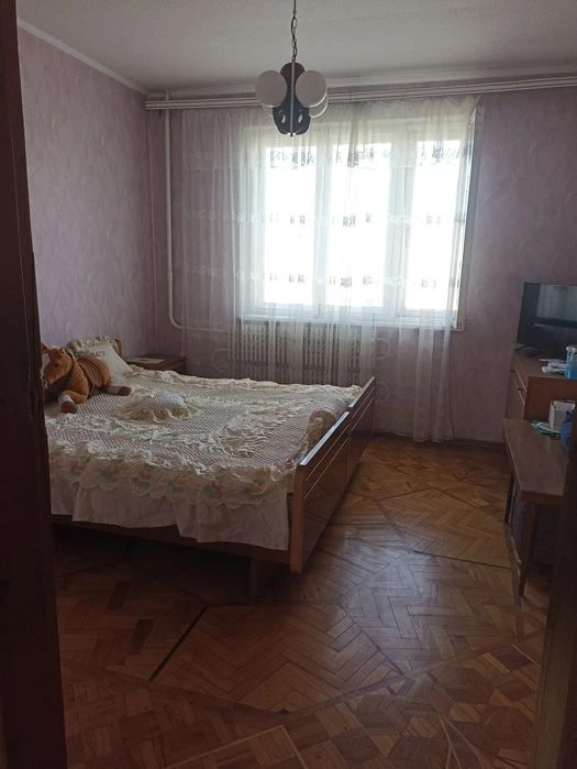 For sale: 4-room apartment 12/16, Maselskogo metro station
