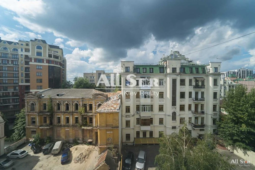 Оренда 3к квартири у Києві, Ярославів Вал вул., 17а Без комі