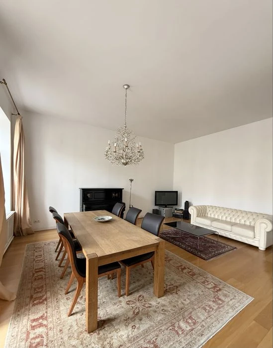 Оренда 4к квартири без % на Антоновича 17а. м.Площа Укр.Геро