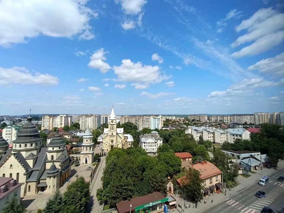 Квартира. Івано-Франківськ, Незалежності вул.