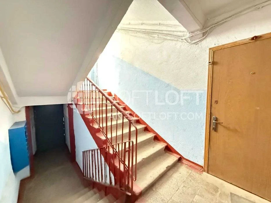Sale of a 3-room apartment in New Houses, Kadenyuka Street