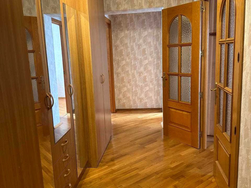 Квартира. Київ, Левка Лук'яненка вул.