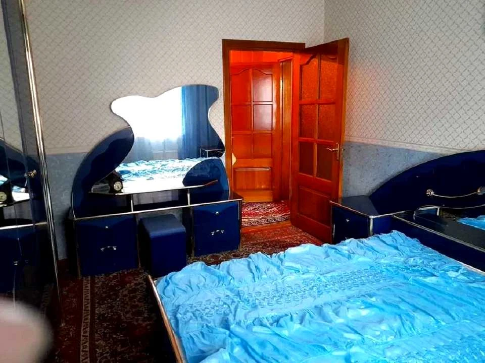 Квартира. Київ, Анни Ахматової вул.