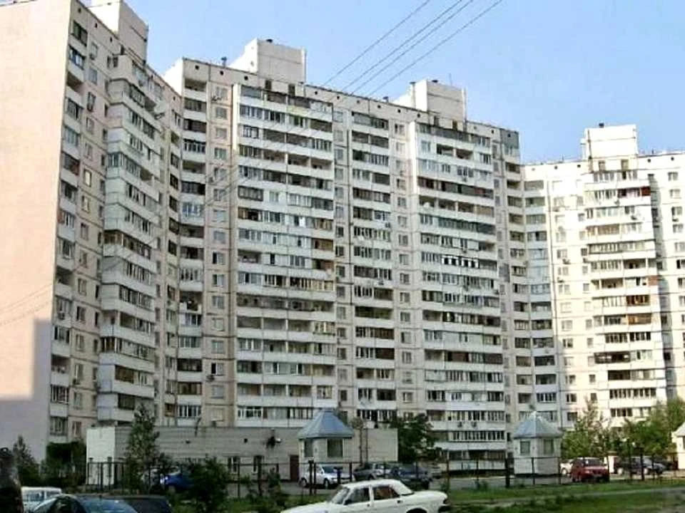 Квартира. Київ, Анни Ахматової вул.