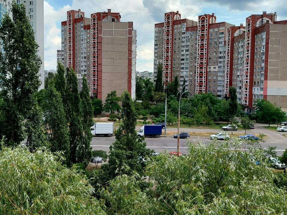 Квартира. Київ, Червоної Калини просп.
