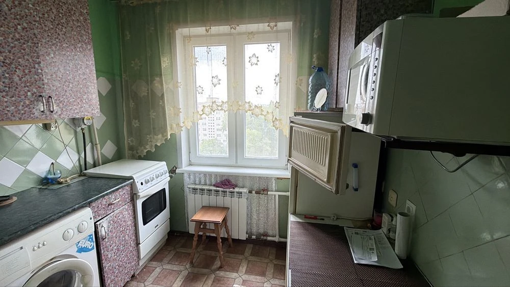 Продаж квартири 46 м2 Вигідно, ключі на руках, Ватутіна Гене