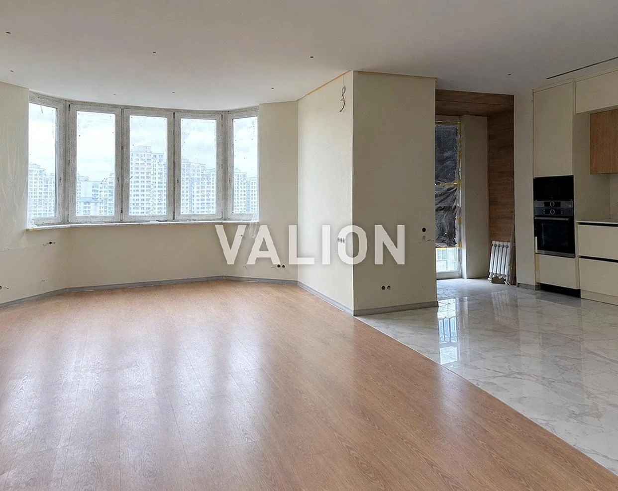 Без комісії. Простора квартира 76,7 м² з сучасним ремонтом,