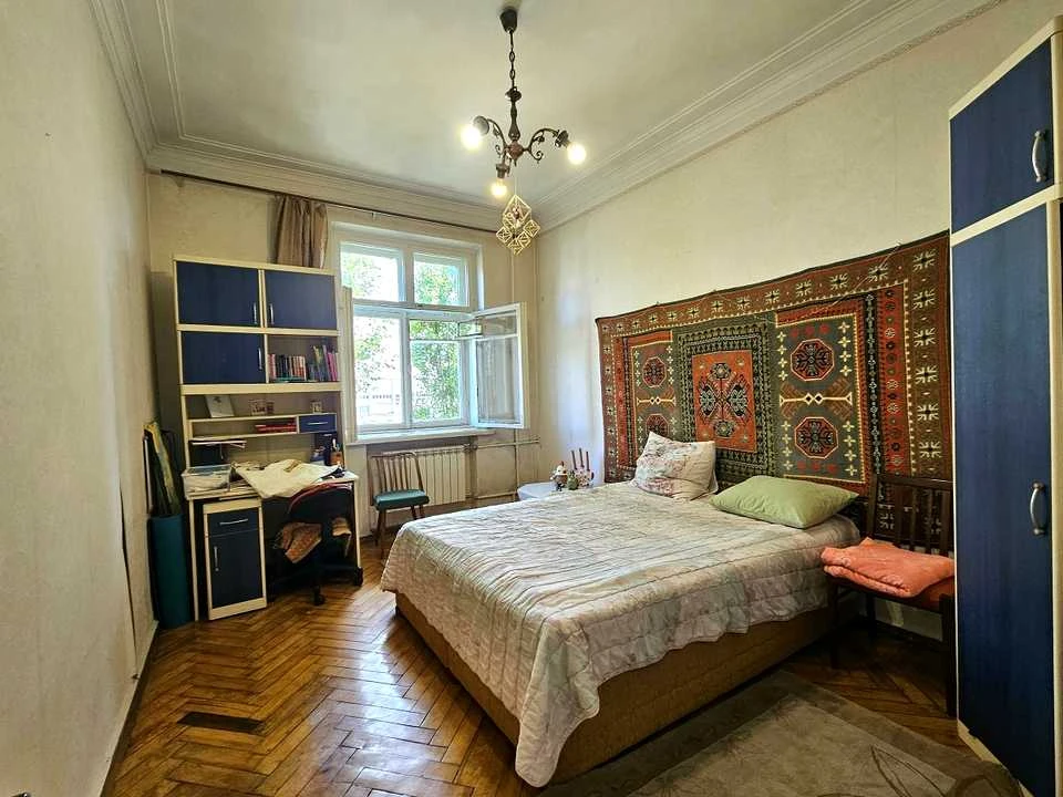 Apartment. Kyiv, Leonid Kadenyuk Ave. (Yuriy Gagarin)