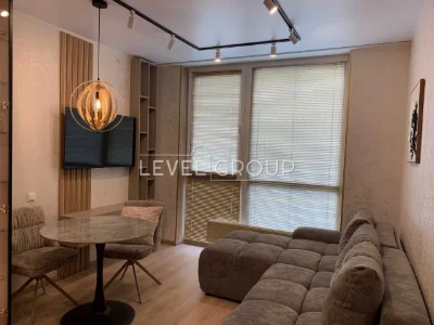Продам 1 кімнатну квартиру 48м2  ЖК Great вул Причальна 12 н