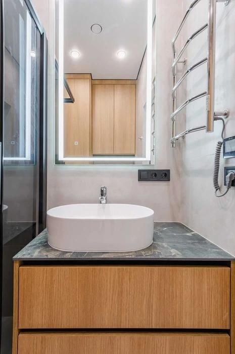 Newly renovated apartment for sale in Unit City, from the owner
