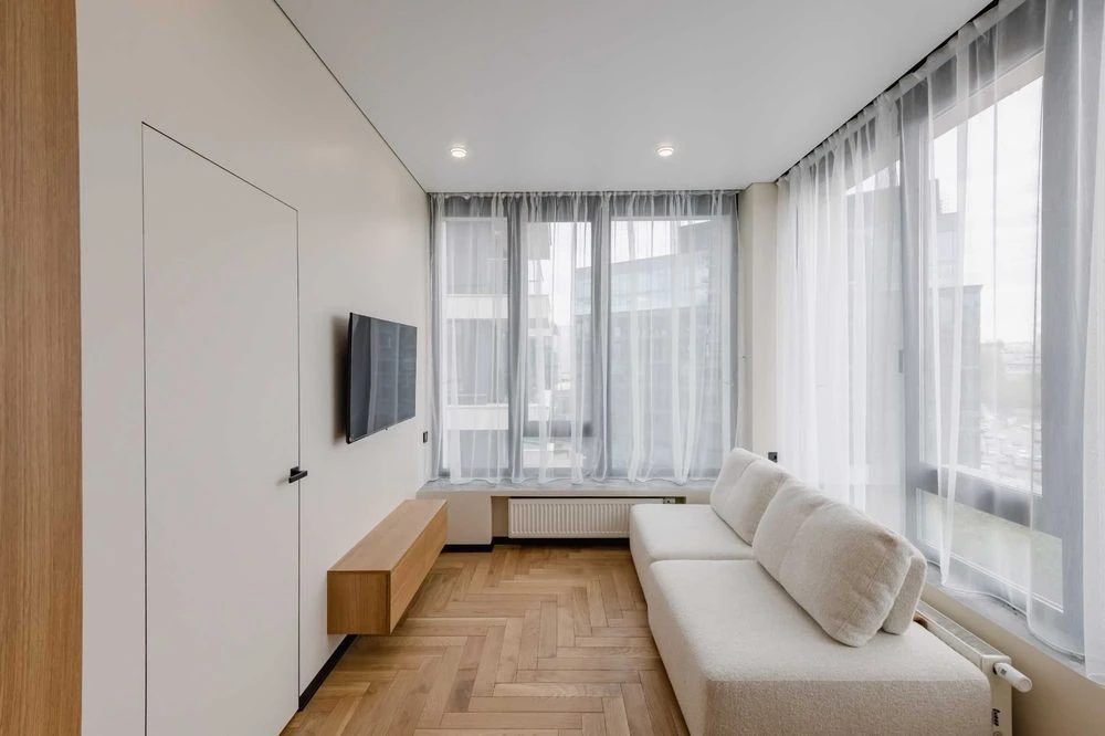Newly renovated apartment for sale in Unit City, from the owner
