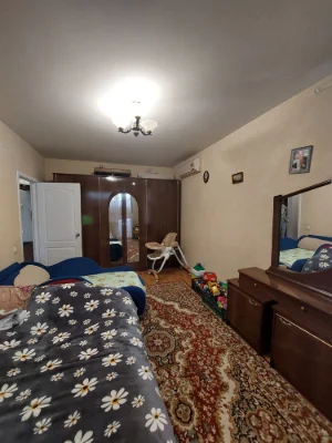 Продам 1 ком 34  м,( средний этаж) ул. Шишкина/Вузовский