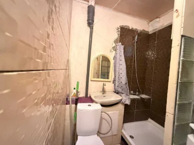 1 комнатная 30 м2 Таирова ул. Королева рядом Успех