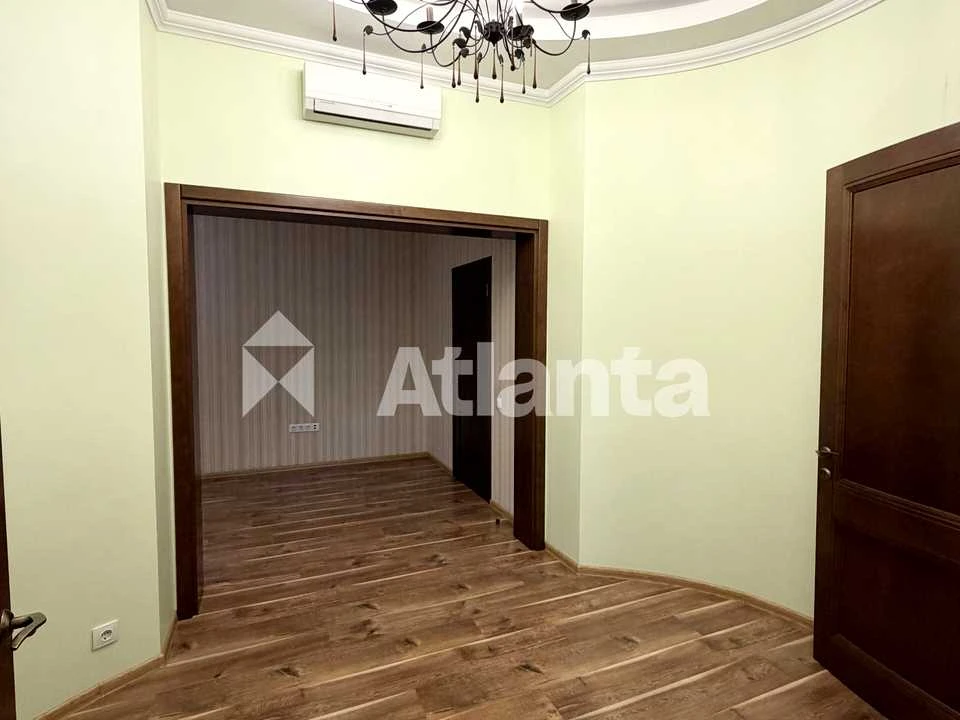 Квартира. Одеса, Аркадійське плато вул.