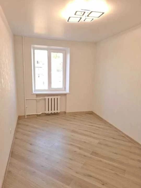 У продажу 3 кім. квартира в цегляному будинку у центрі Таїро