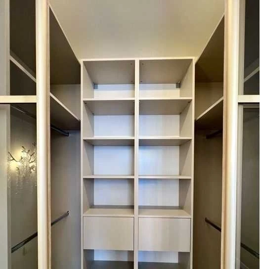 For sale 1 room apartment. Renovation. New building. Arcadia.