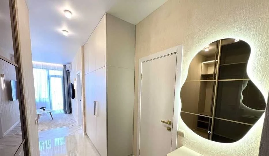 For sale 1 room apartment. Renovation. New building. Arcadia.