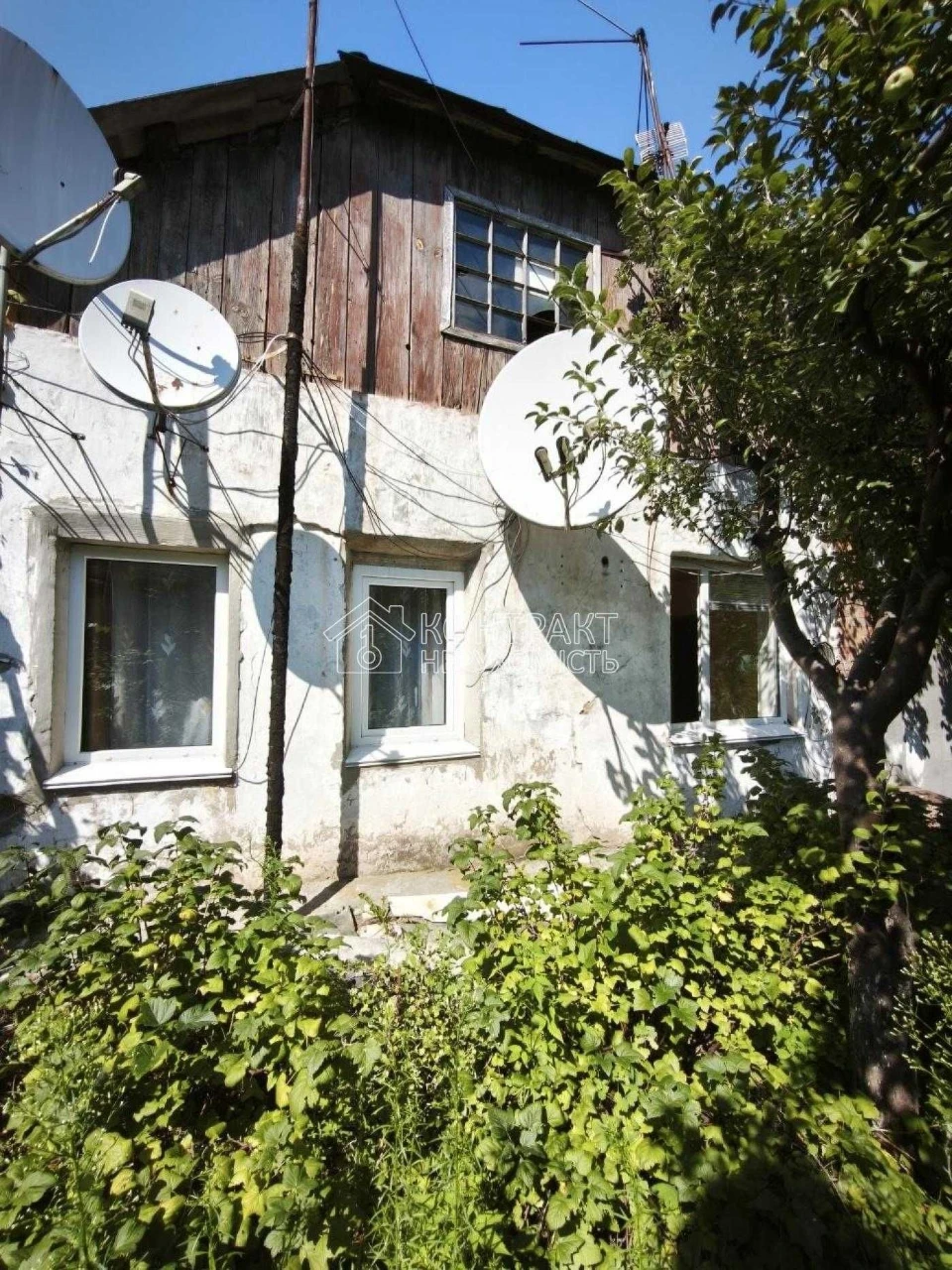 Продається будинок на Залютіно 100 м.кв + гараж