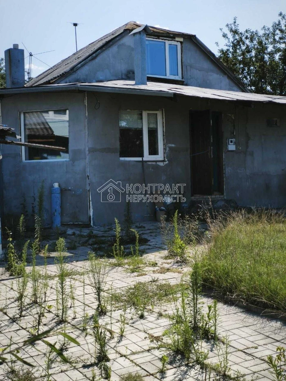 Продається будинок на Залютіно 100 м.кв + гараж