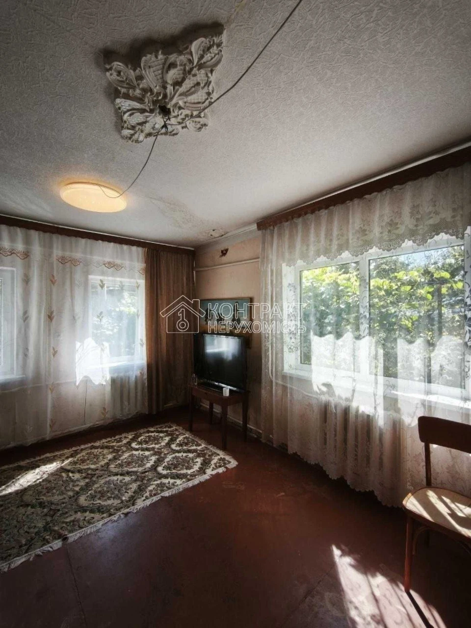 Продається будинок на Залютіно 100 м.кв + гараж
