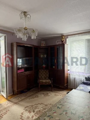 Продаж 2 кімн.квартира район малого ринку
