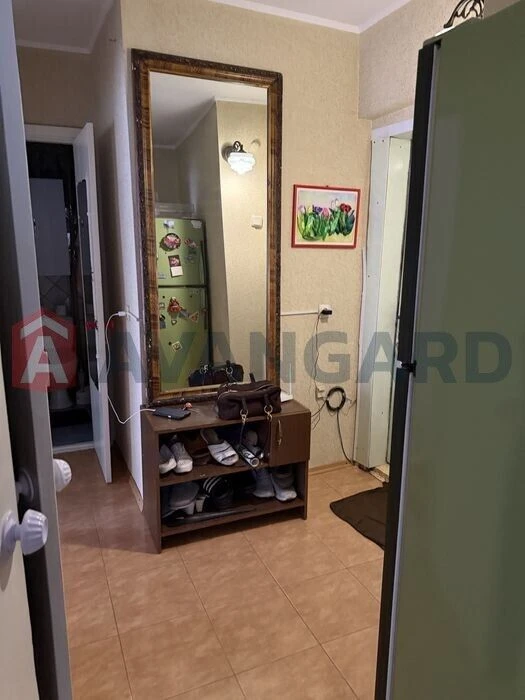 Продаж 2 кімн.квартира район малого ринку