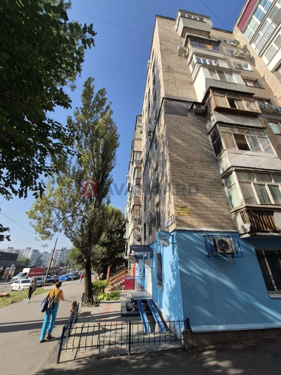 Продаж 2 кімн.квартира район малого ринку
