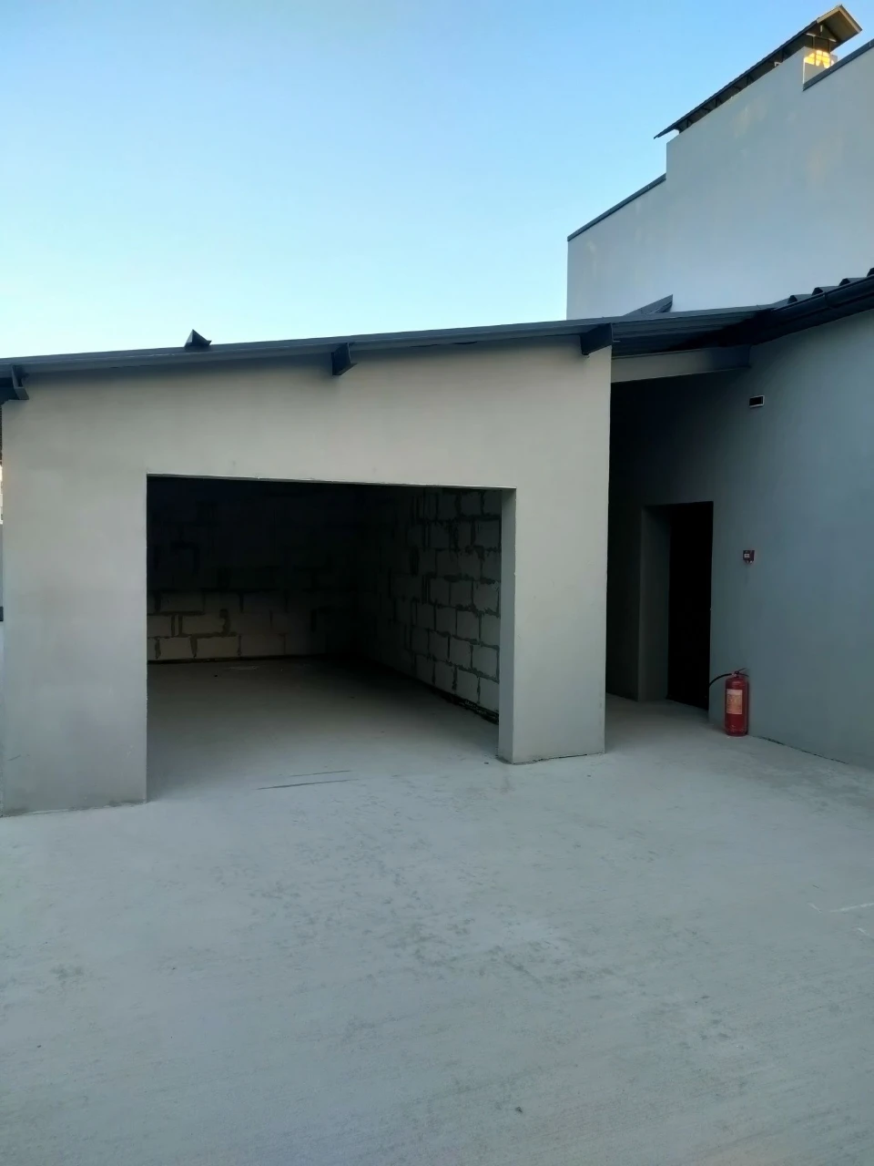 Продам гараж на луцькому кільці ЖК "Синергія"