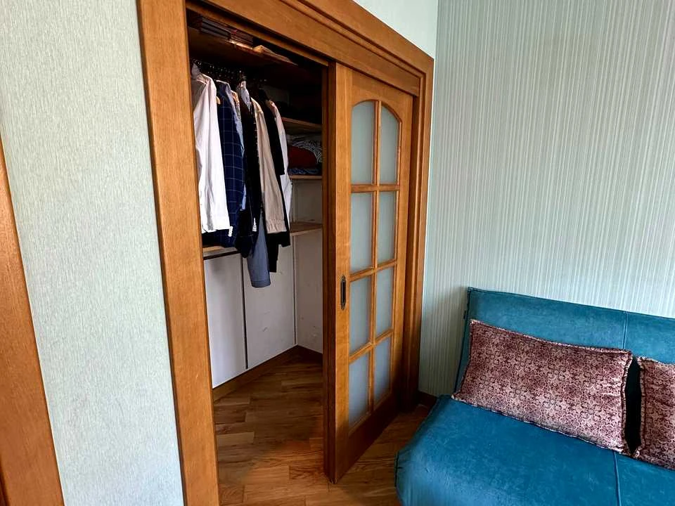 Квартира. Київ, Михайла Грушевського вул.