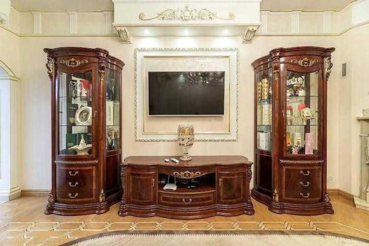 3 кімнатна квартира з дизайнерським ремонтом, вулиця Коцюбин