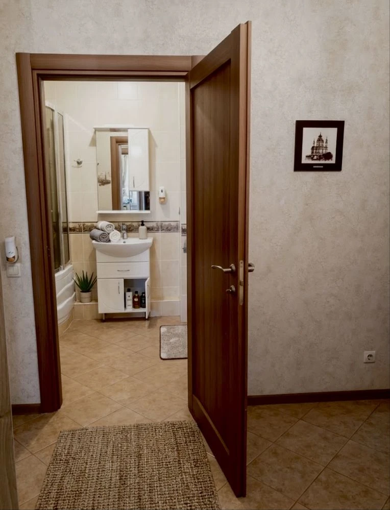 Продам квартиру київ , чавдар 1
