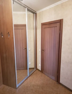 Продам квартиру київ , чавдар 1