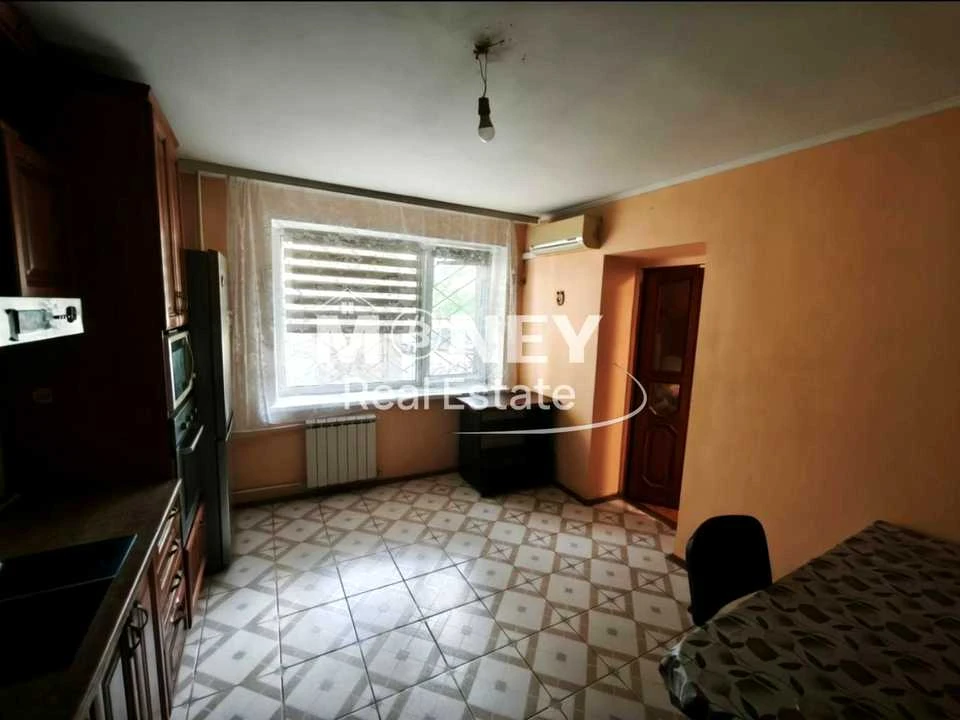 Квартира. Київ, Брацлавська вул.