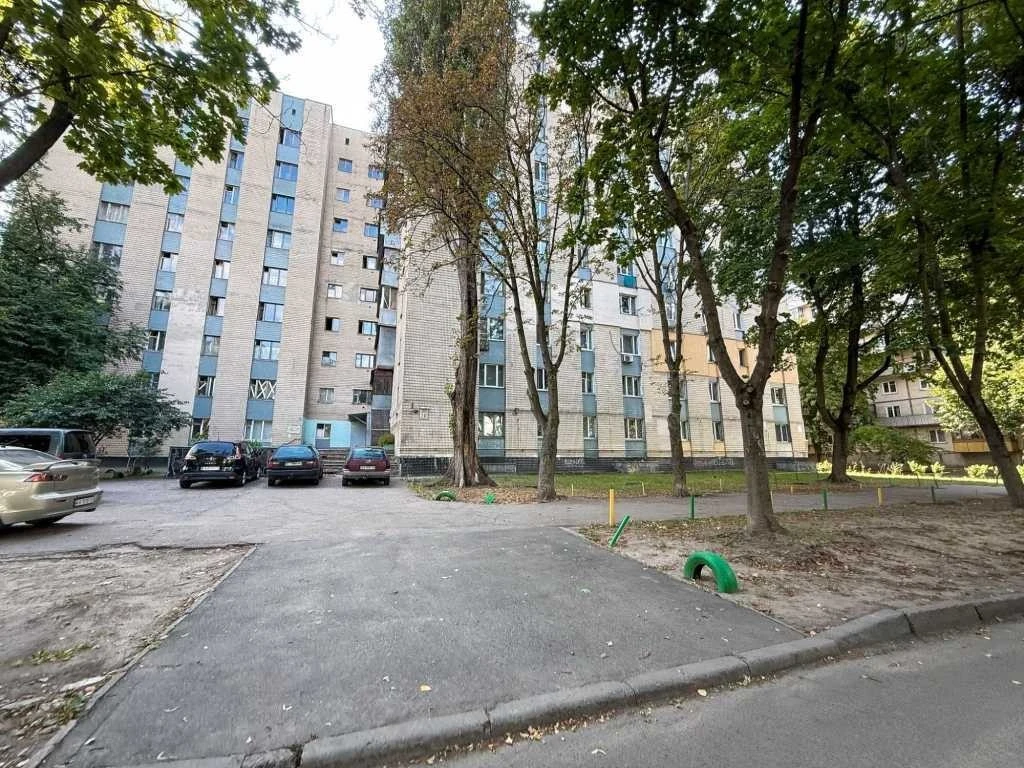 Продаж 1-кімнатної квартири 34 м², Світлицького вул., 28Б