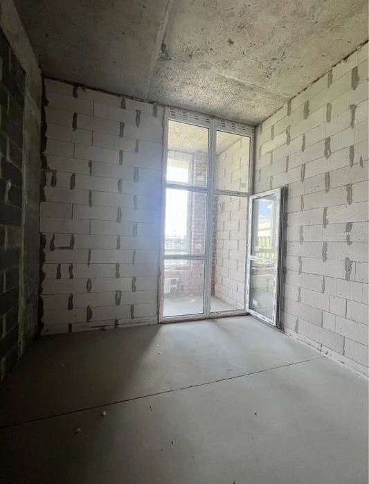 No% Sale of a penthouse with a view of 88 M2 in the Great Poznyaki residential complex