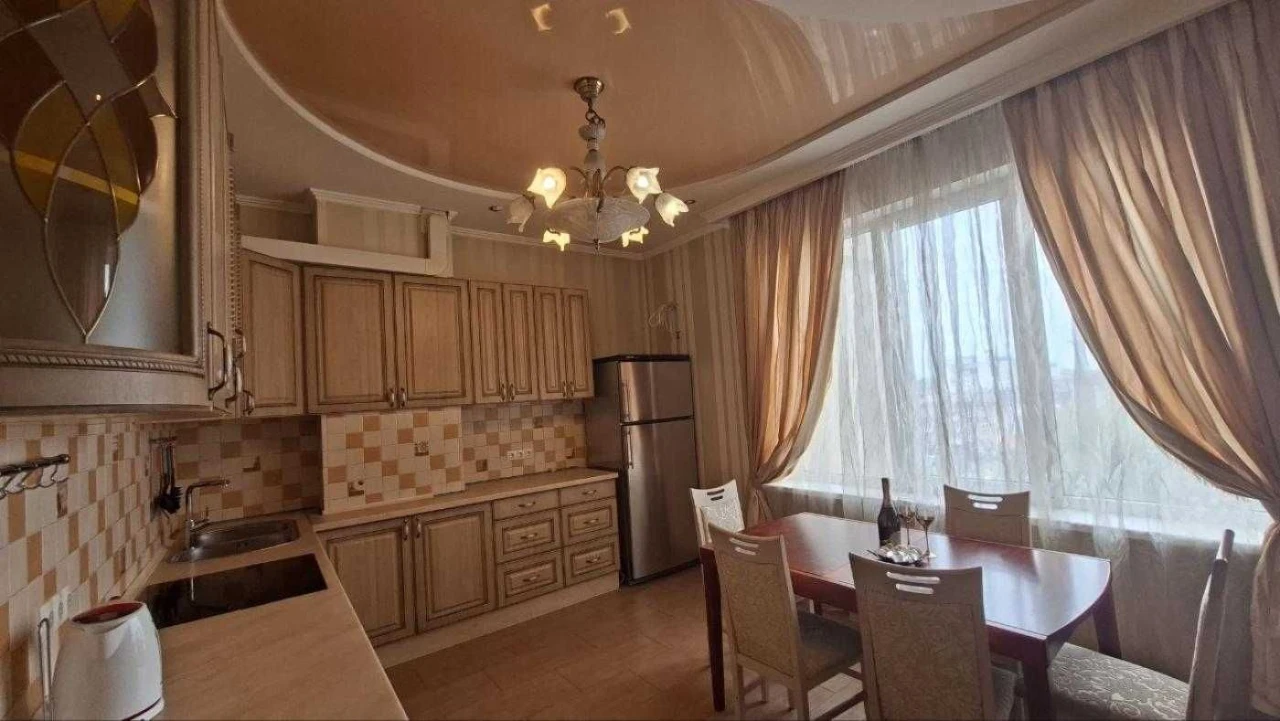 Під держпрограми: 3к 100 м² у ЖК Олександрівський, центр, єв