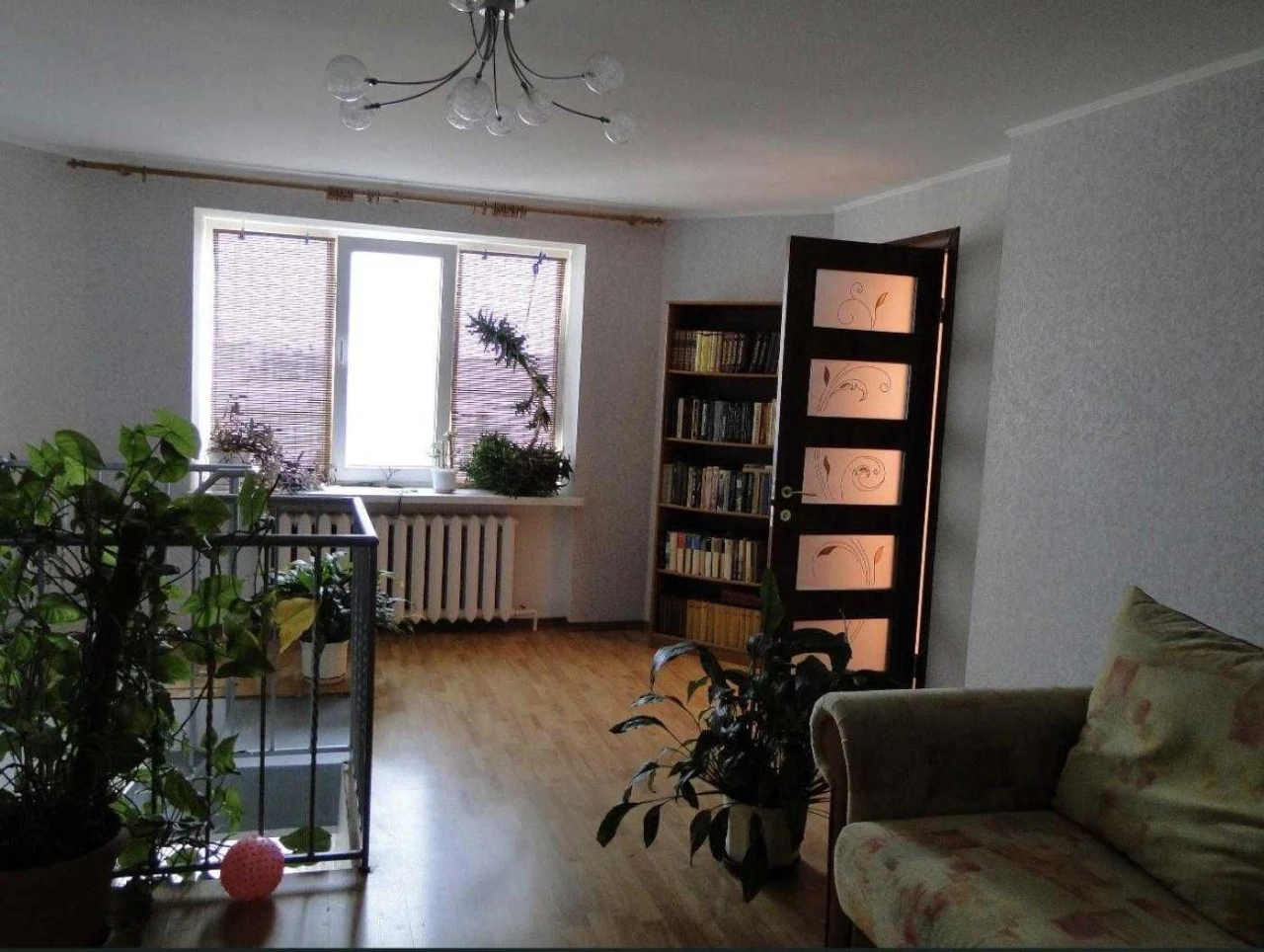 Під держпрограми: 4к дворівнева 115 м² на Тополиній, меблі,