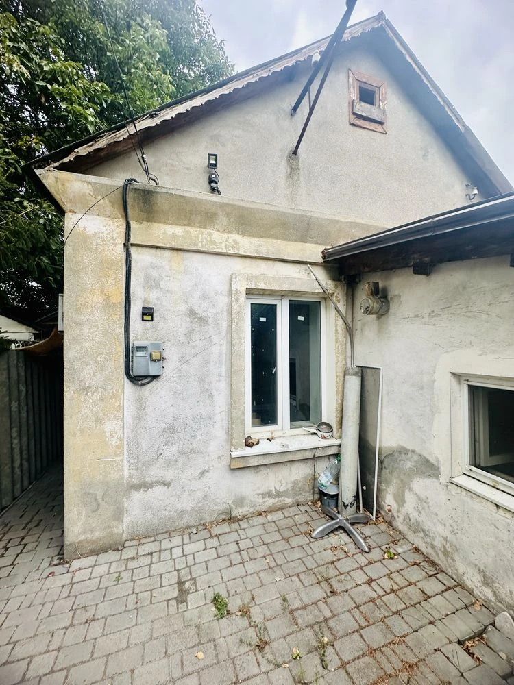 Продам Две 2-комнатные квартиры на земле на ул. Глиняная, Ма