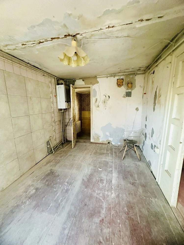 Продам Две 2-комнатные квартиры на земле на ул. Глиняная, Ма
