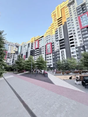 Продам Свою квартиру  в ЖК Таировские Сады можно под програм