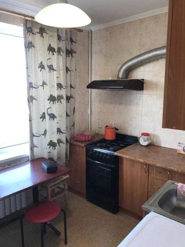 В Харкові продам 1 кімнатну квартиру.