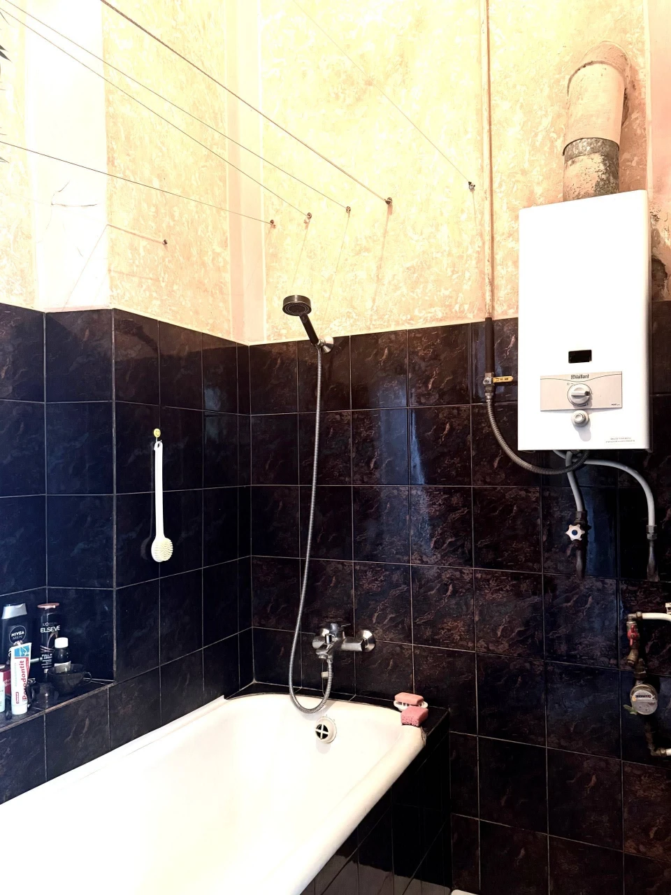 Продаж 4-к квартири 132 м², вул. Грушевського (Австрійський