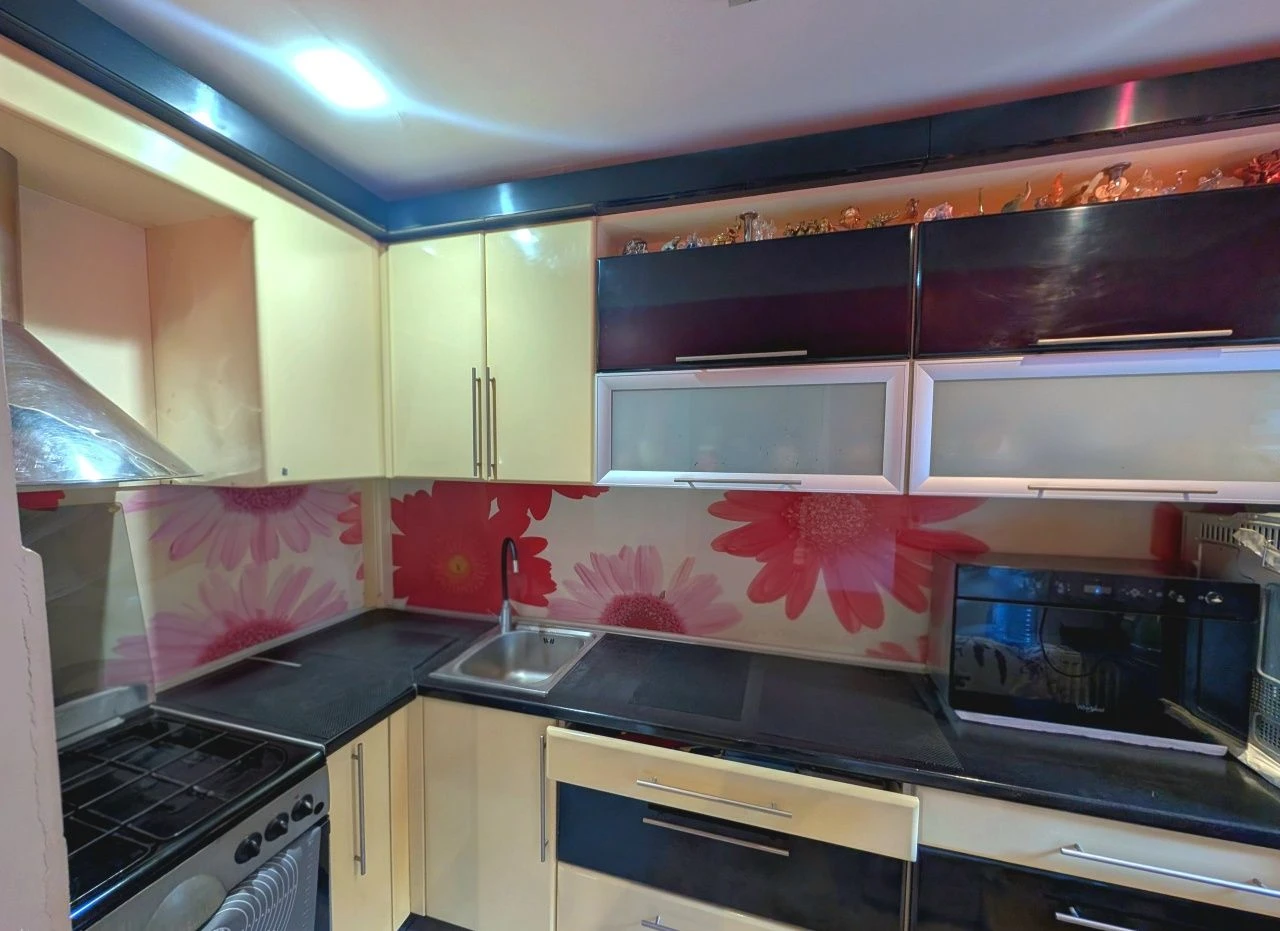 Продаж 4 кім квартира в центрі міста