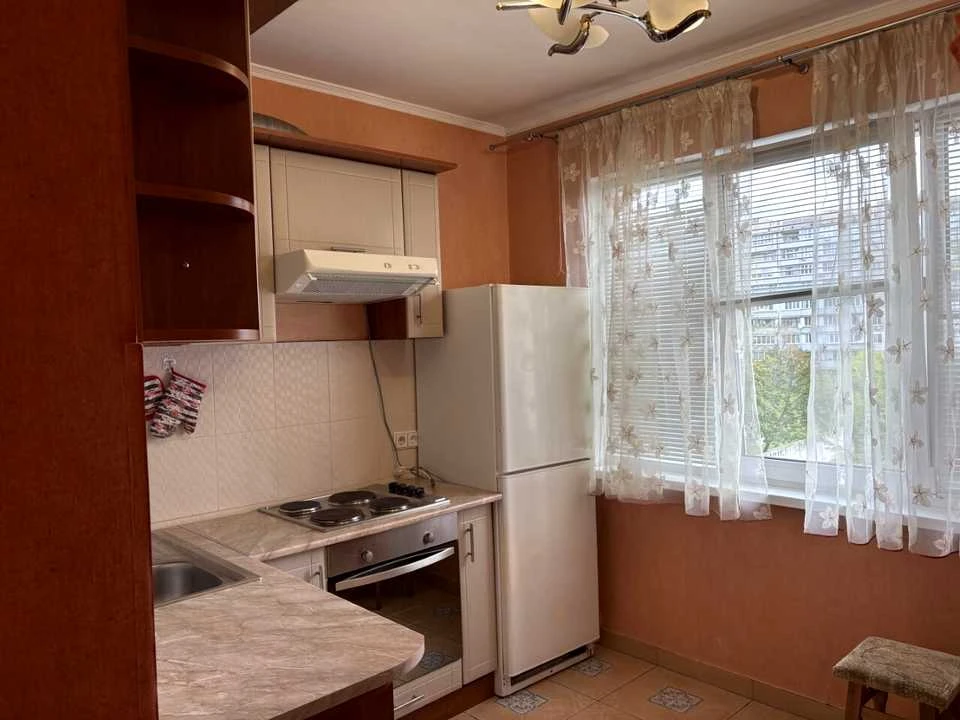 Квартира. Київ, Озерна вул.